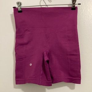 Lululemon biker shorts